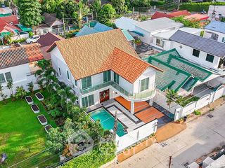À vendre 5 chambres villa à Bang Lamung, Chonburi