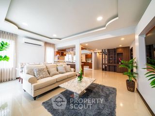 À vendre 5 chambres villa à Bang Lamung, Chonburi