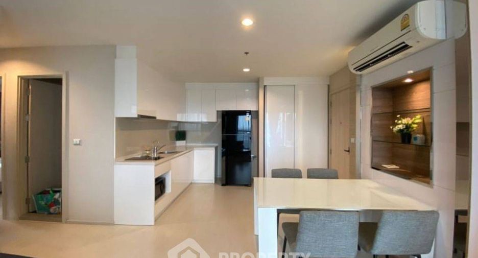 For rent 2 bedrooms condo in Khlong Toei, Bangkok