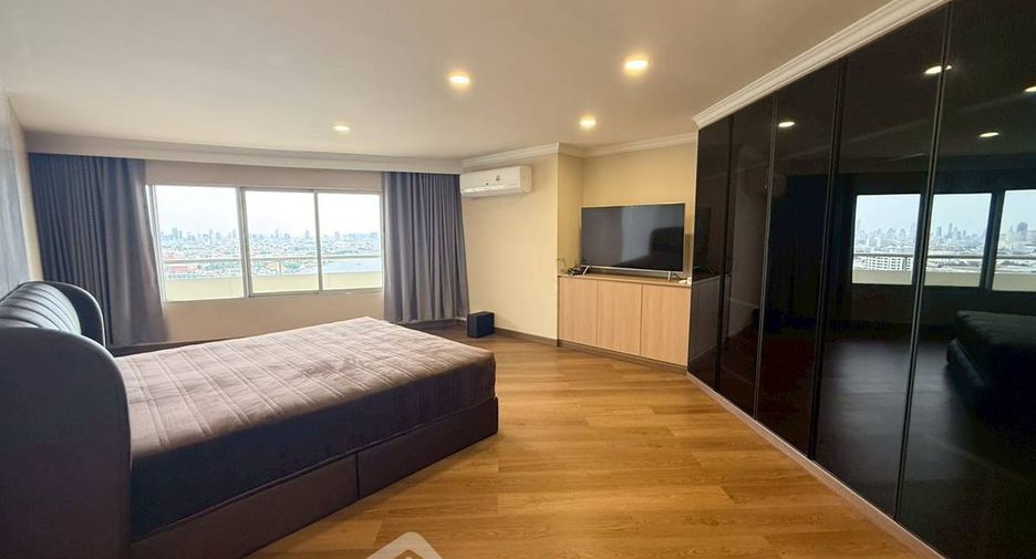 For rent 3 bedrooms condo in Bang Phlat, Bangkok