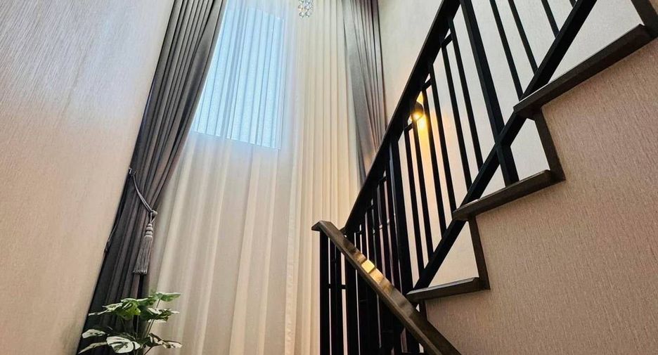 Haus zur Miete mit 3 Zimmer in Sai Mai, Bangkok