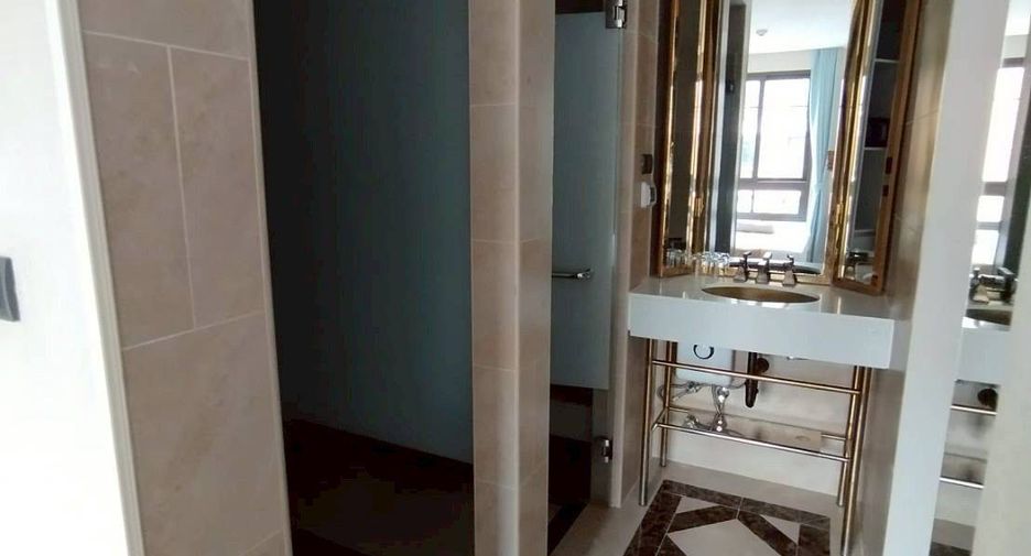 For rent 2 bedrooms condo in Bang Lamung, Chonburi