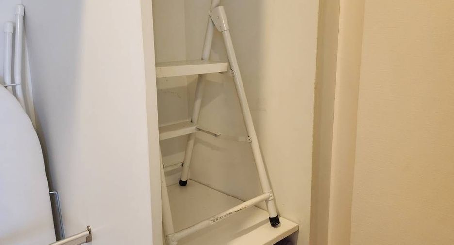 Wohnung zur Miete mit 1 Zimmer in Khlong San, Bangkok
