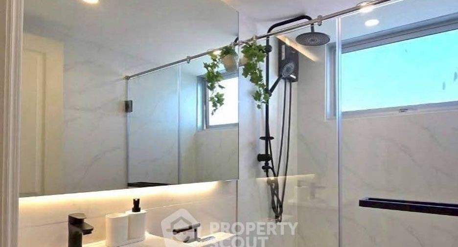 Condo en alquiler de 2 habitaciones en Prawet, Bangkok