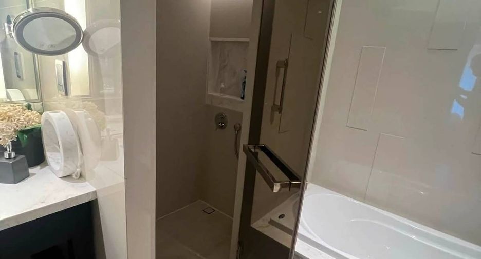 Condo en alquiler de 1 habitaciones en Pathum Wan, Bangkok