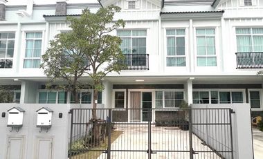 For rent 2 bedrooms townhouse in Prawet, Bangkok