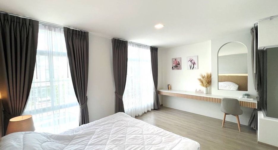 For rent 2 bedrooms townhouse in Prawet, Bangkok
