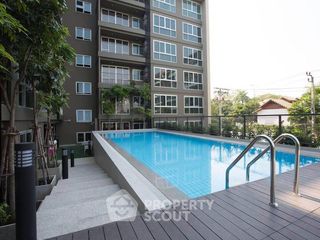 For rent 2 bedrooms condo in Phra Khanong, Bangkok
