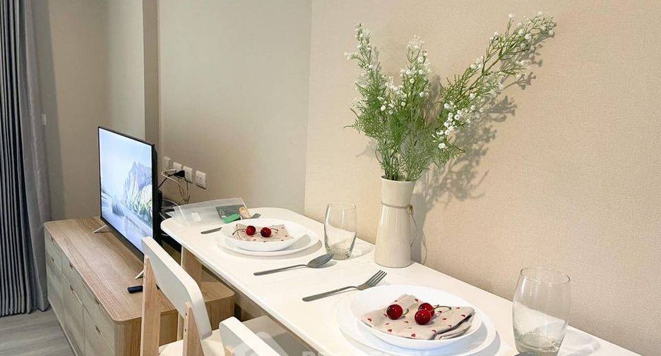 For rent 1 bed condo in Huai Khwang, Bangkok