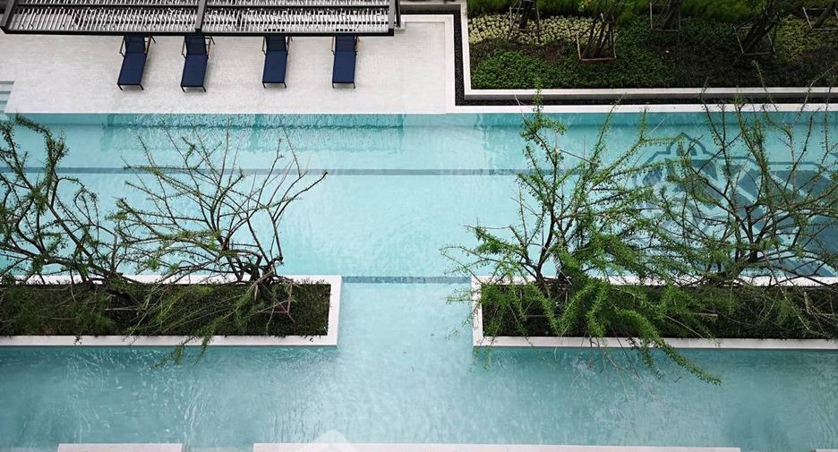Condo en alquiler de 1 habitaciones en Phra Khanong, Bangkok