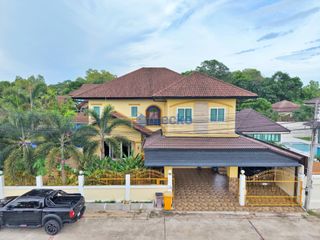 À louer et à vendre 5 chambres maison à Bang Lamung, Chonburi