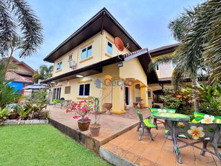 À louer et à vendre 5 chambres maison à Bang Lamung, Chonburi