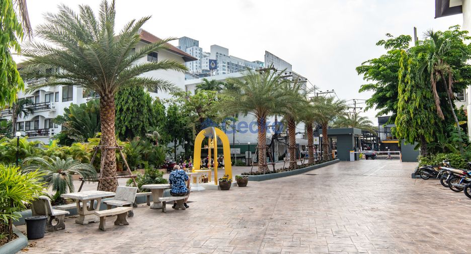 For rent 1 bed condo in Bang Lamung, Chonburi