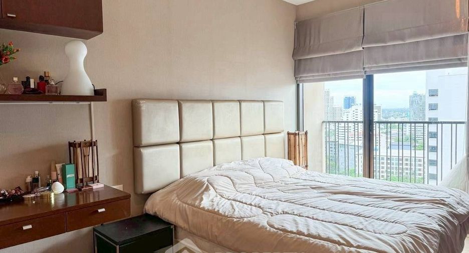 For rent 1 bed condo in Khlong Toei, Bangkok