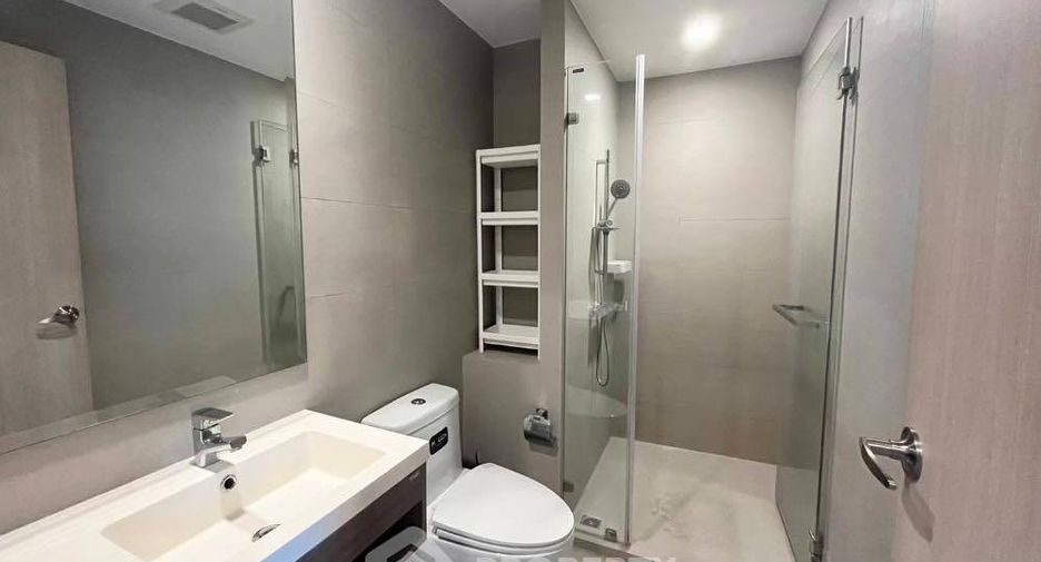 À louer 2 chambres condo à Bang Na, Bangkok