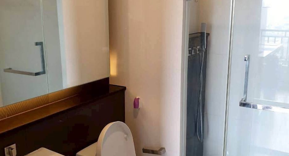 For rent 1 bed condo in Huai Khwang, Bangkok