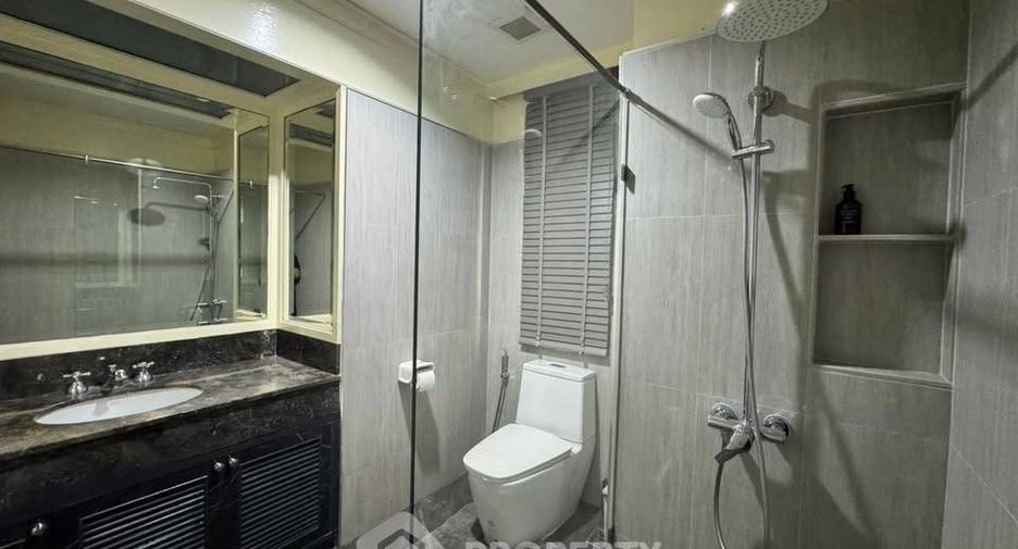 For rent 1 bed condo in Sathon, Bangkok