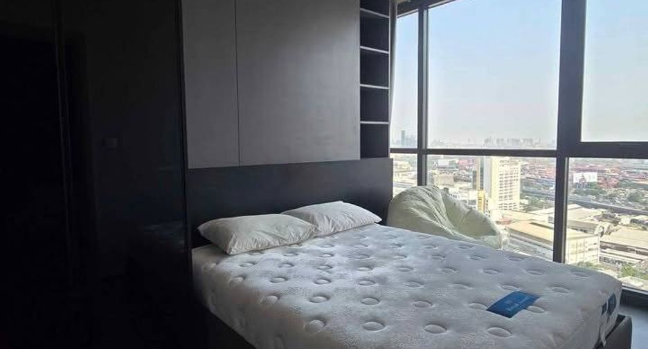 Condo en alquiler de 2 habitaciones en Khlong Toei, Bangkok