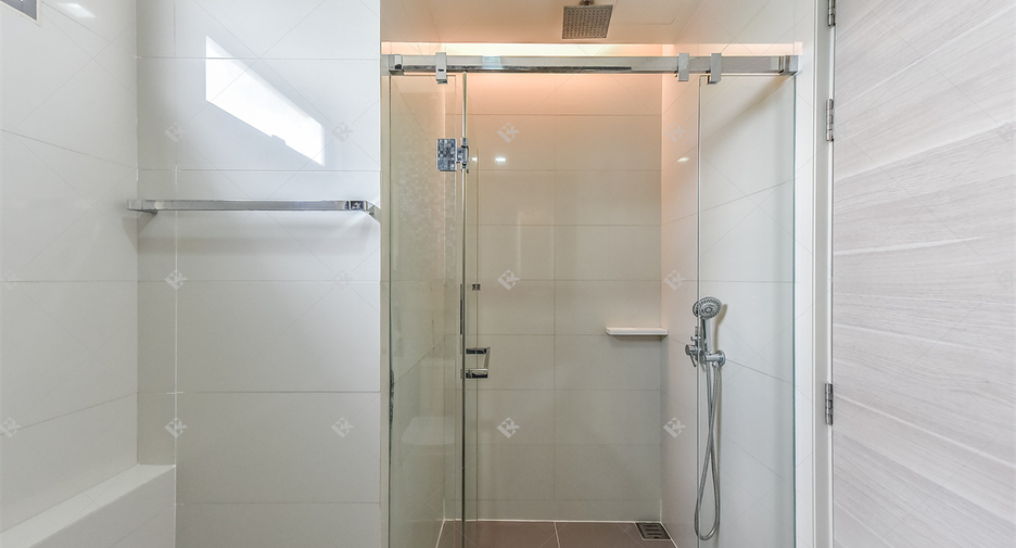 Condo en venta de 2 habitaciones en Sathon, Bangkok