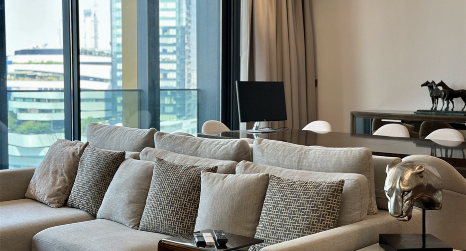 For sale 2 bedrooms condo in Khlong Toei, Bangkok
