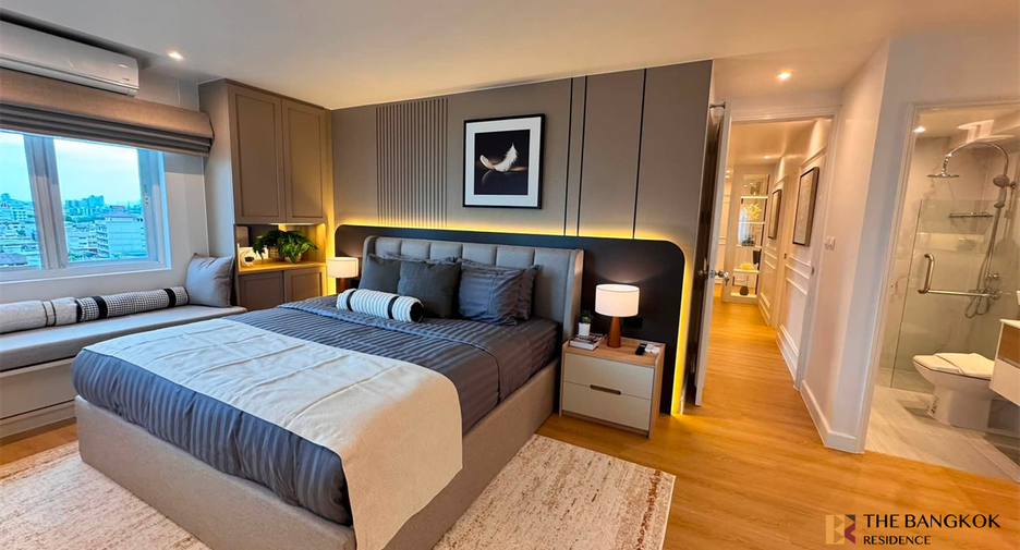 For sale 2 ベッドルーム condo in Yan Nawa, Bangkok