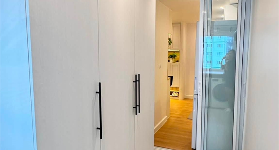 For sale 2 ベッドルーム condo in Yan Nawa, Bangkok