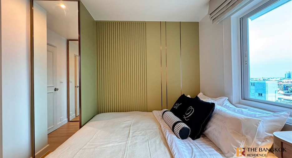 For sale 2 ベッドルーム condo in Yan Nawa, Bangkok