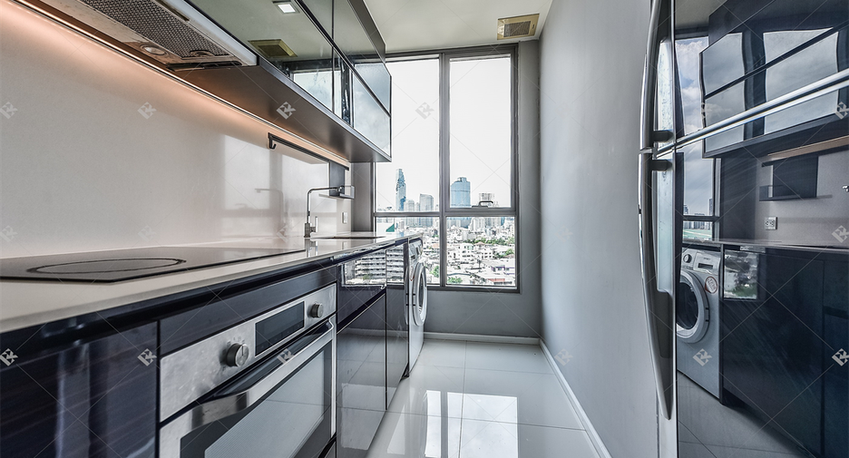 Condo en alquiler de 2 habitaciones en Sathon, Bangkok
