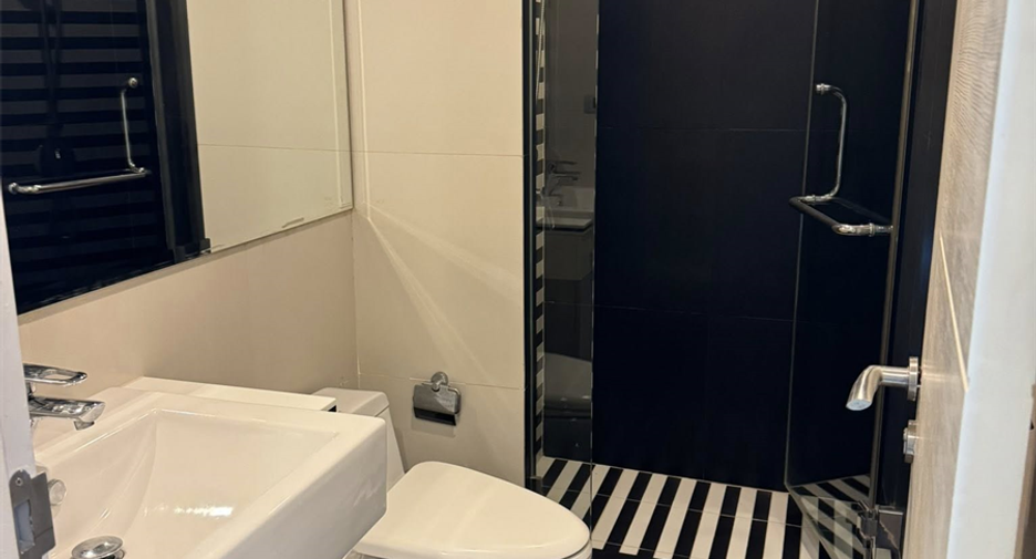 Wohnung zur Miete mit 2 Zimmer in Khlong Toei, Bangkok