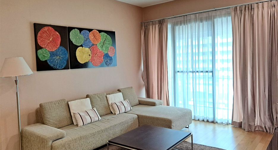 For rent 2 ベッドルーム condo in Khlong Toei, Bangkok