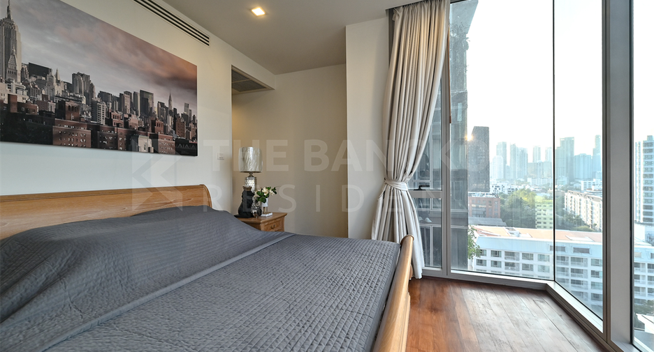 For rent 2 bedrooms condo in Khlong Toei, Bangkok