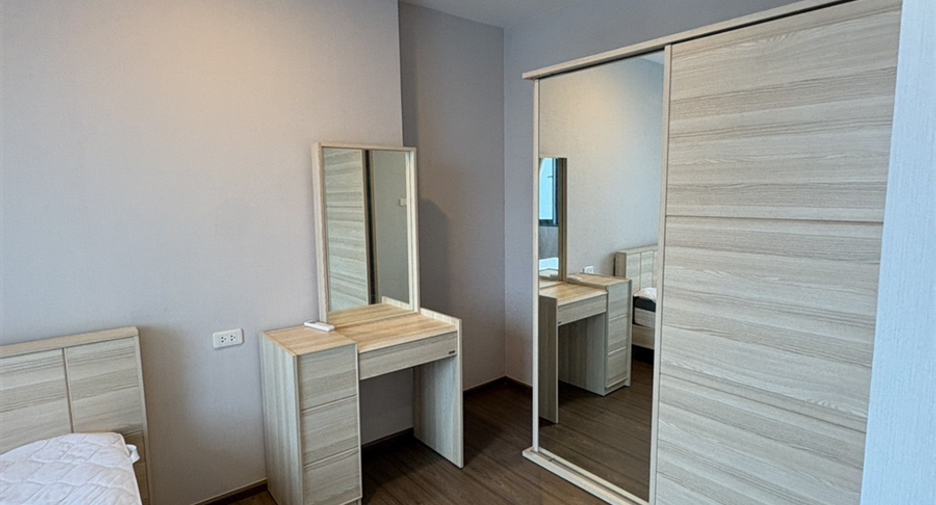 Wohnung zur Miete mit 2 Zimmer in Huai Khwang, Bangkok