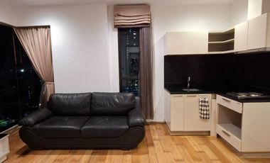 À vendre 1 chambre condo à Khlong San, Bangkok