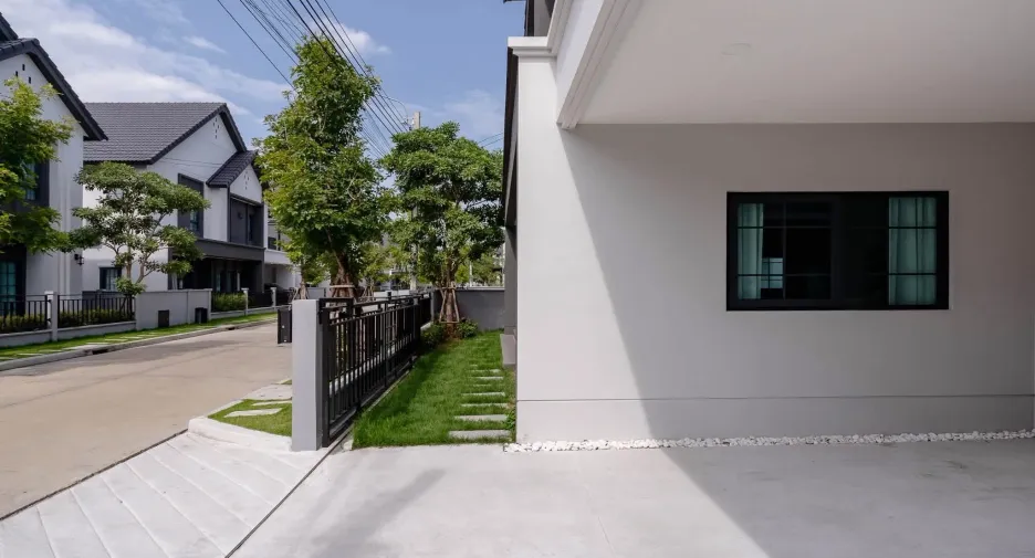 ให้เช่า 4 ห้องนอน บ้านเดี่ยว ใน บางพลี, สมุทรปราการ
