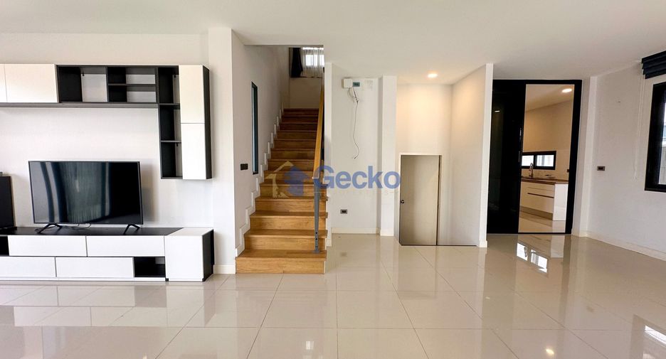 For rent 3 bedrooms house in Bang Lamung, Chonburi