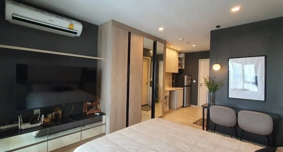 For sale studio condo in Pathum Wan, Bangkok
