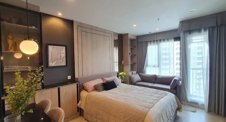 For sale studio condo in Pathum Wan, Bangkok