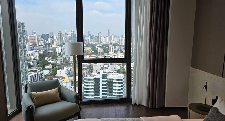 For rent 2 bedrooms condo in Watthana, Bangkok