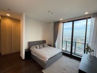 For rent 4 bedrooms condo in Bang Na, Bangkok