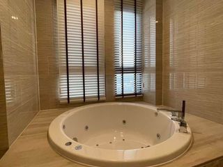 For rent 4 bedrooms condo in Bang Na, Bangkok