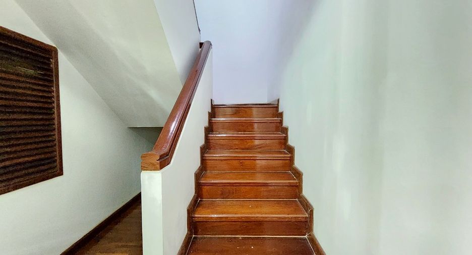 Wohnung zur Miete mit 4 Zimmer in Watthana, Bangkok