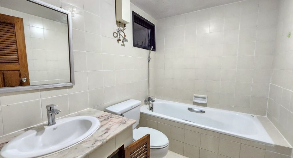 Wohnung zur Miete mit 4 Zimmer in Watthana, Bangkok