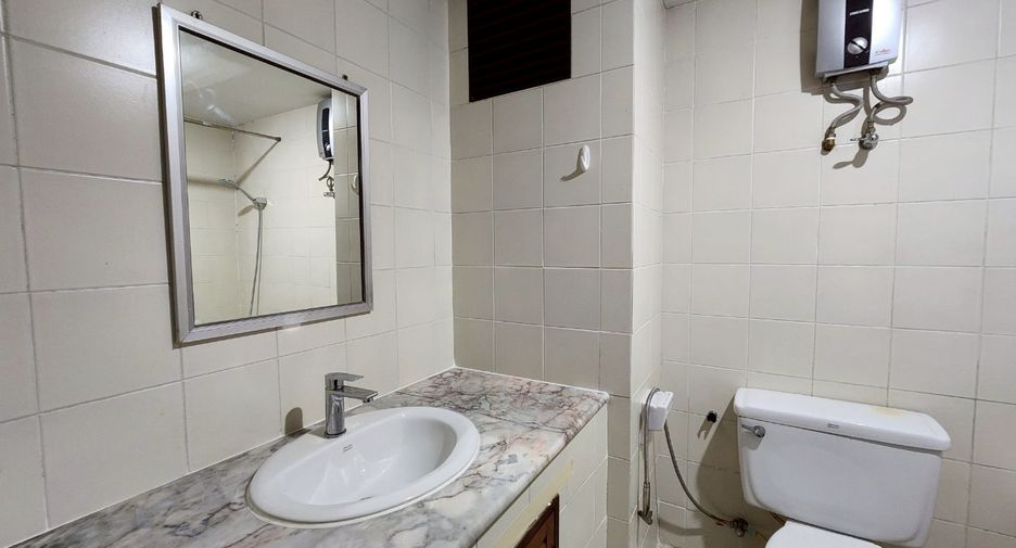 Wohnung zur Miete mit 4 Zimmer in Watthana, Bangkok