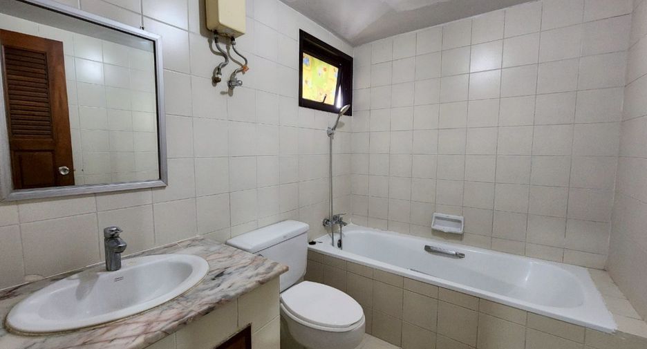 Wohnung zur Miete mit 4 Zimmer in Watthana, Bangkok