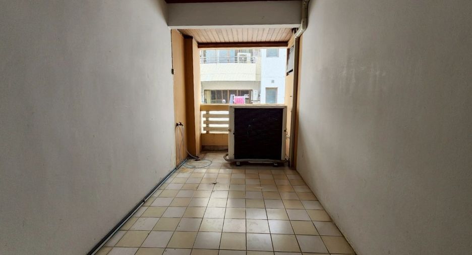 Wohnung zur Miete mit 4 Zimmer in Watthana, Bangkok