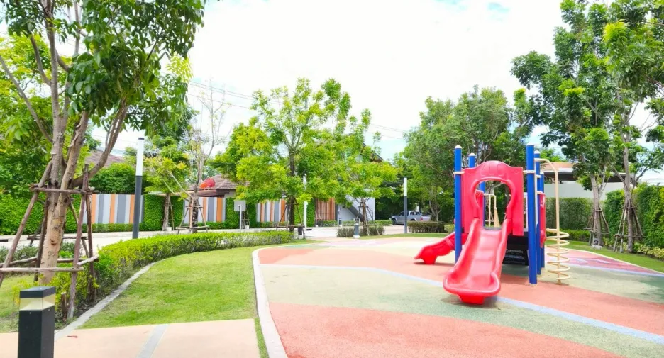 For rent 3 bedrooms house in Bang Lamung, Chonburi