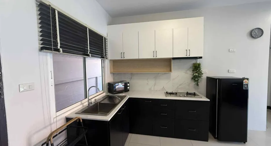 Haus zum Kauf mit 2 Zimmer in Bang Lamung, Chonburi