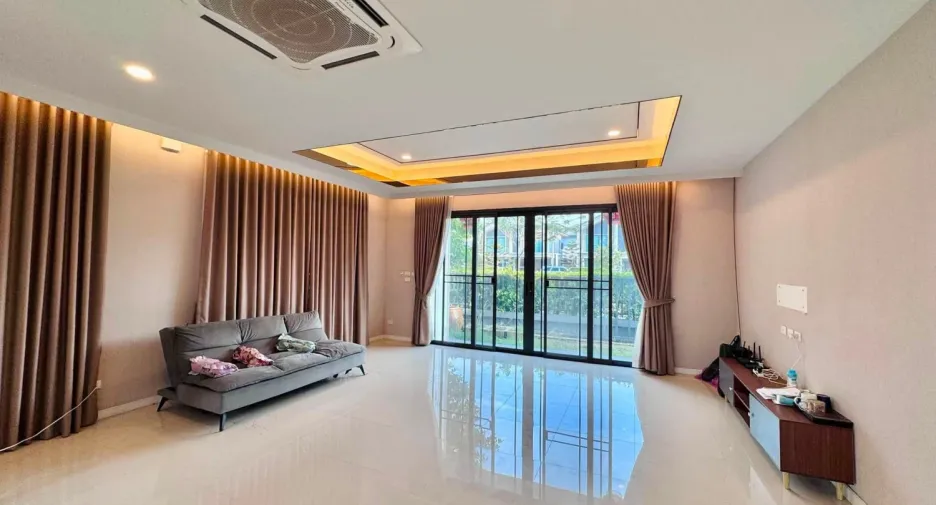 For sale 3 bedrooms house in Bang Lamung, Chonburi
