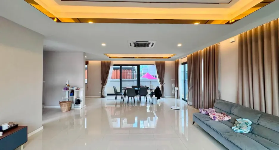 For sale 3 bedrooms house in Bang Lamung, Chonburi