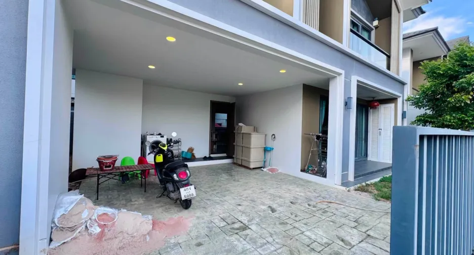 For sale 3 bedrooms house in Bang Lamung, Chonburi
